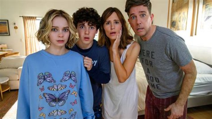 Discover The Secrets Of A Prominent American Family