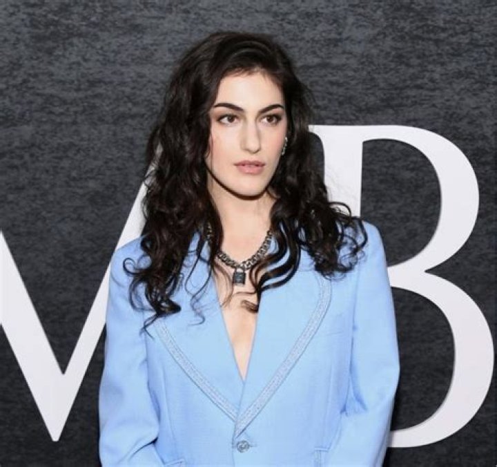 Exploring The Journey Of Lilli Kay: A Transgender Trailblazer