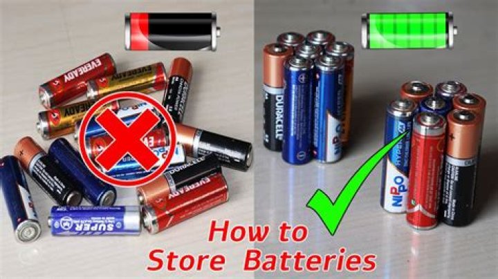 Is it okay to store batteries touching each other?