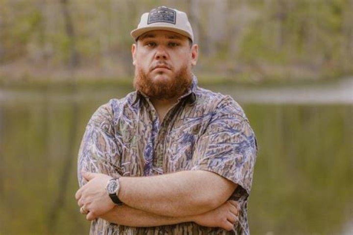 Is Luke Combs' Father Still Alive? Uncovering The Truth Behind The Rumors