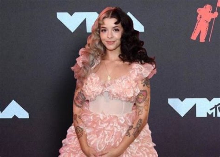 Melanie Martinez's Surgery Journey: Unlocking The Truth