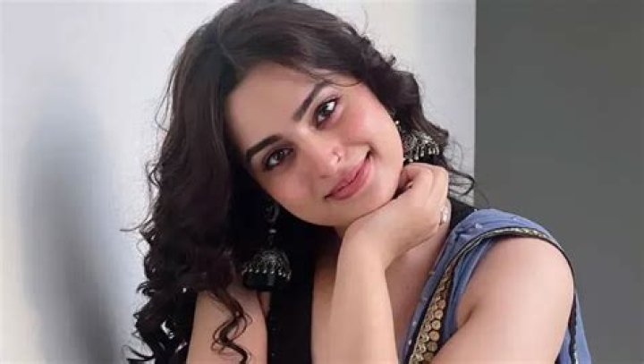 The Unforgettable Journey Of Ayesha Khan: A Comprehensive Biography