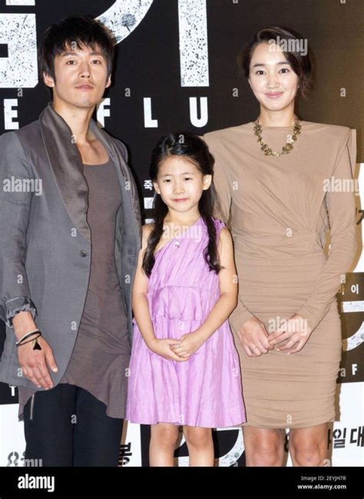 The Untold Story Of Jang Hyuk And His Wife