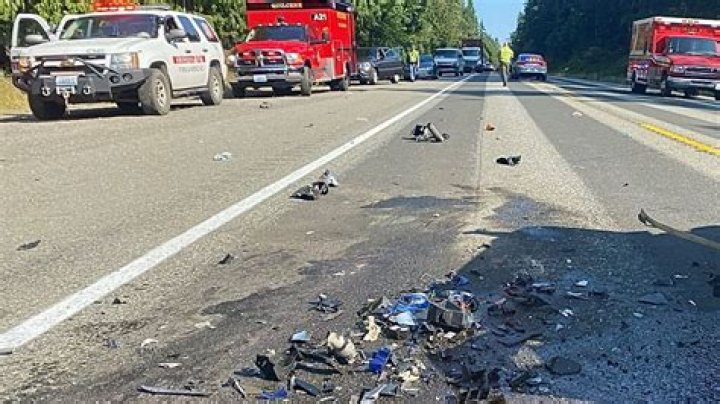 Tragic Highway Accident Claims Multiple Lives: A Heartbreaking Loss