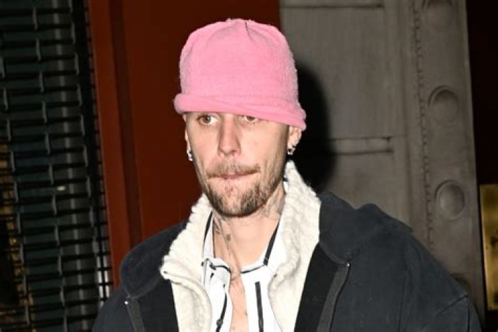 Unraveling The Justin Bieber Tragedy: A Deep Dive Into The Pop Icon's Struggles