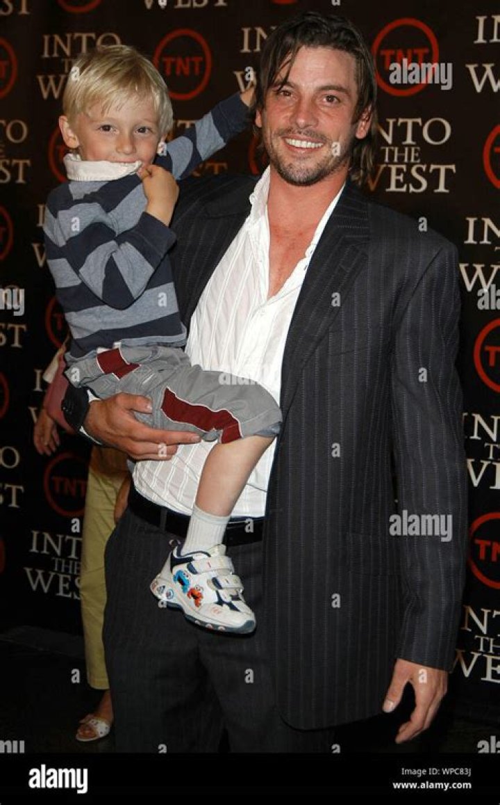 Unraveling The Mystery: Does Skeet Ulrich Have A Son?