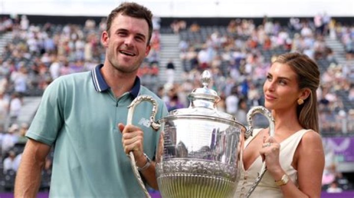 Unveiled: Tommy Paul's Girlfriend - Uncover Her World!