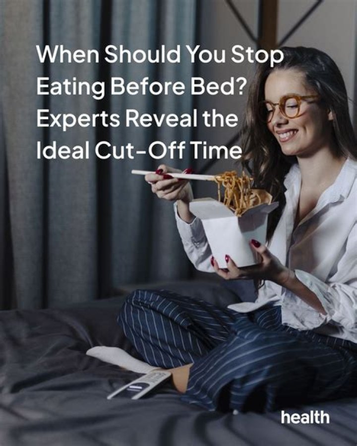 What time should I stop eating before bed?