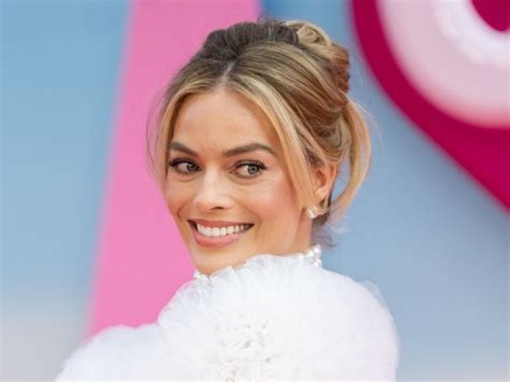 Who Is The Sibling Of Acclaimed Actress Margot Robbie?
