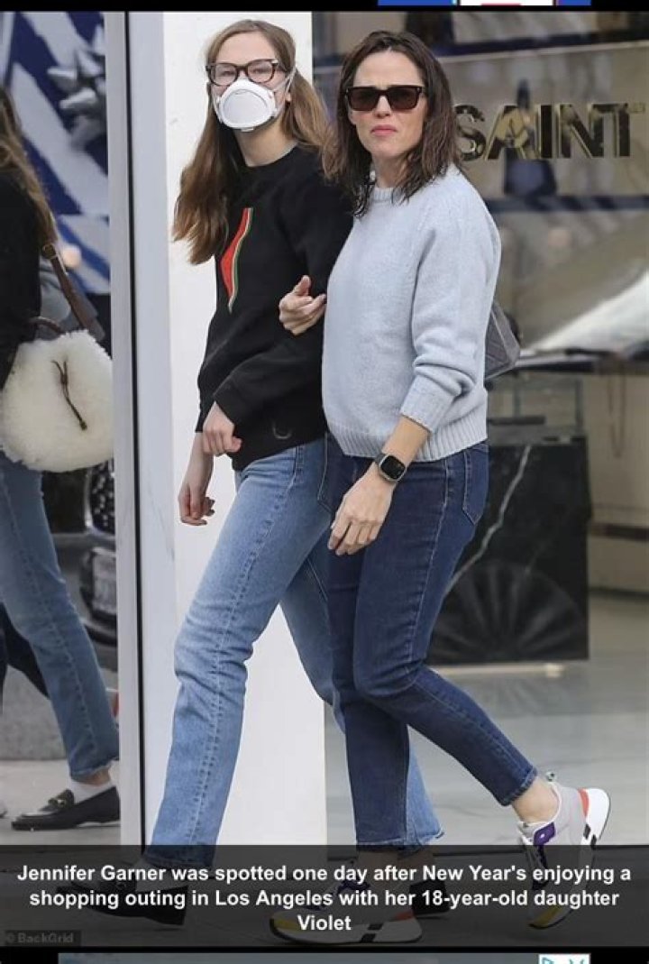 Why Violet Affleck's Mask: Reasons And Implications